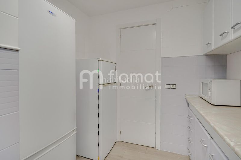 Foto d6c4e17e-adc7-4de6-b2be-87790455d97b. Pis a Els Pavos Blanes