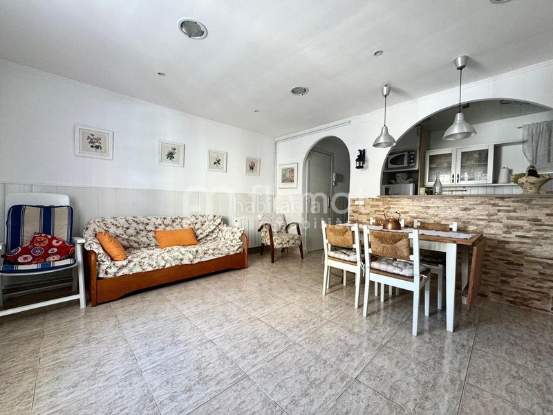 Foto e2f117c8-458b-4165-a28e-0ba47201e6df. Pis a Centre Blanes