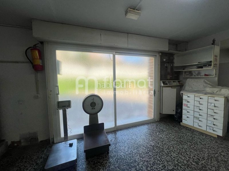 Foto fadb3d33-67a7-49c9-aa70-48c98a0723fb. Local comercial a La plantera Blanes