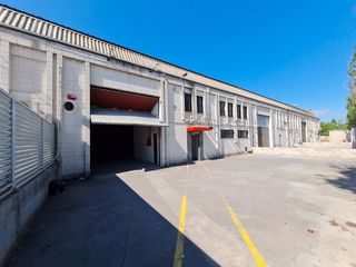 Nave industrial en Centre - Estació. Alquiler con opción compra
