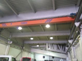 Affitto Capannone industriale in Bon Pastor. Puente grúa 4 tn, instalaciónes