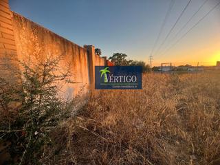 Terreny residencial a P , buenavista 3. Parcela en venta en ctra. bellavista.
