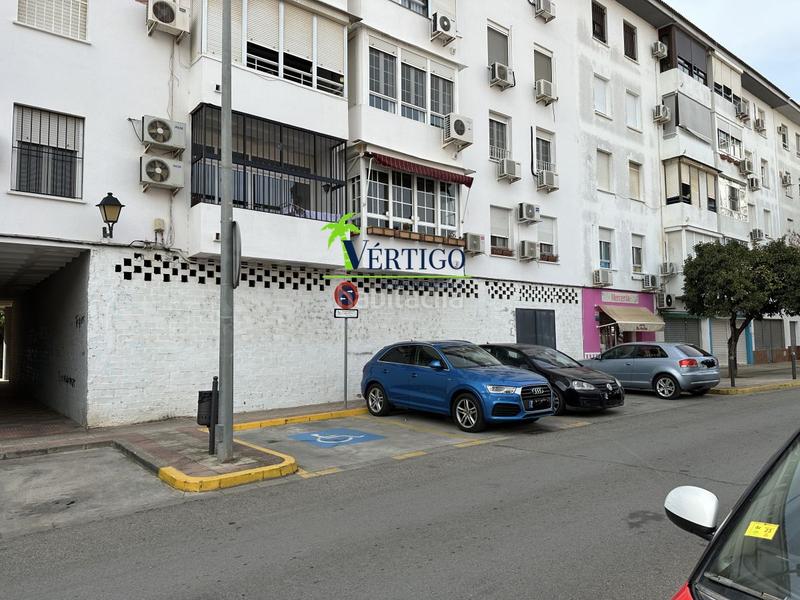 Foto 7baa63ea-4e2b-479a-b80a-9cc1b19091a4. Locale commerciale in mijail gorbachov 5 in Vista Azul - Consolación Dos Hermanas