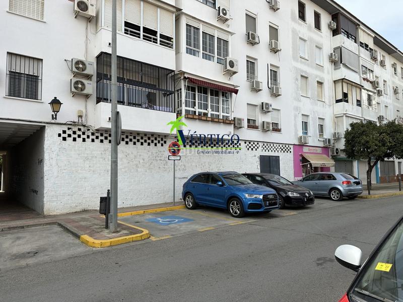 Foto ac267855-7f68-4e50-936a-878cbb86cc42. Locale commerciale in mijail gorbachov 5 in Vista Azul - Consolación Dos Hermanas