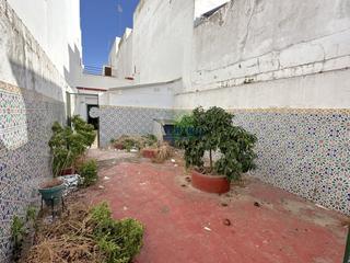 House en Romera 49. Casa en venta en centro, 3 dormitorios.