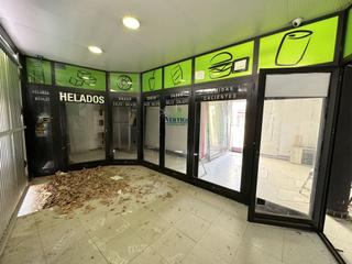 Lloguer Local Comercial a De españa 141. Local com. en alquiler en avda. españa.