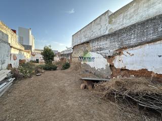 Terreny residencial en Amancio renes 11. Terreno en venta en carlos i.