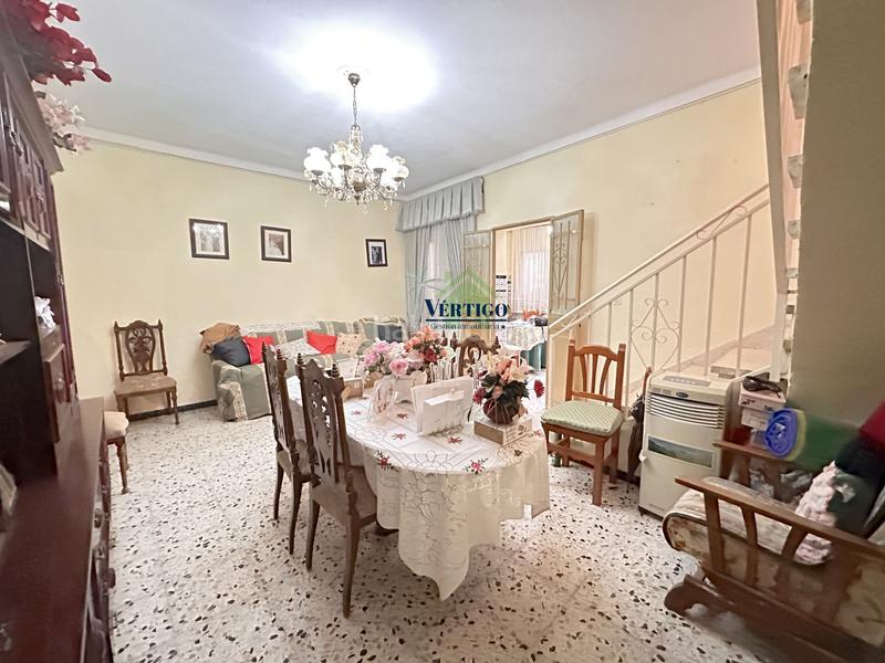 Foto 4a3f7240-803c-43a0-8e67-1eeaa0b7a83f. Haus in juan belmonte 37 in Vista Azul - Consolación Dos Hermanas