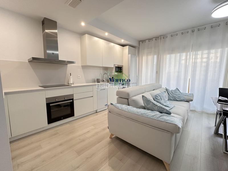 Foto 29ee0c4e-8c82-4f2a-8db0-8723533393a5. Alquiler piso en felipe gonzález márquez 12 piso en alquiler en Entrenúcleos, 2 dormitorios. en Dos Hermanas