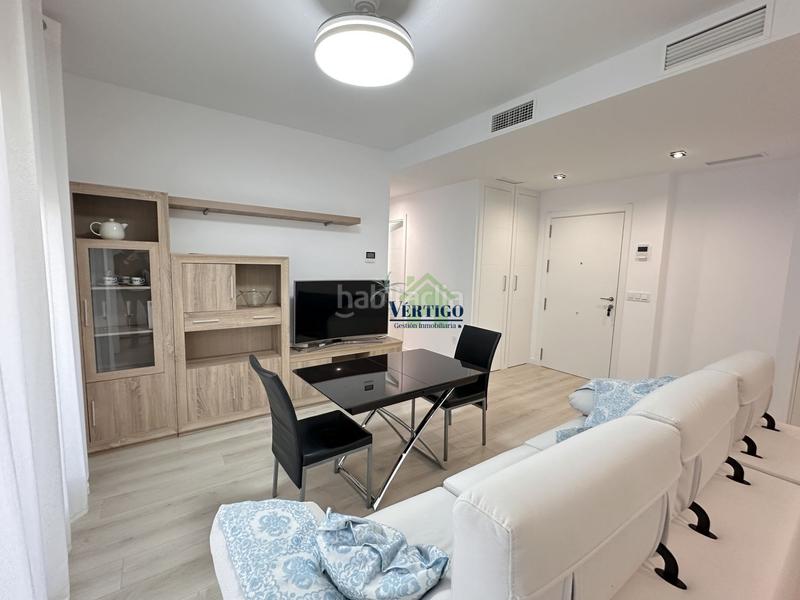 Foto 244677ec-8665-4a39-8140-6f187ccabba6. Lloguer pis a felipe gonzález márquez 12 a Entrenúcleos Dos Hermanas