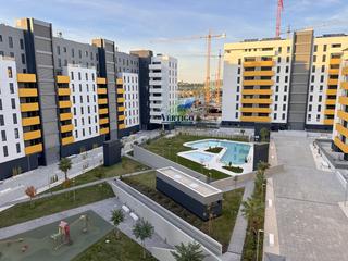 Location Appartement à Felipe gonzález márquez 12. Piso en alquiler en entrenúcleos, 2 dormitorios.