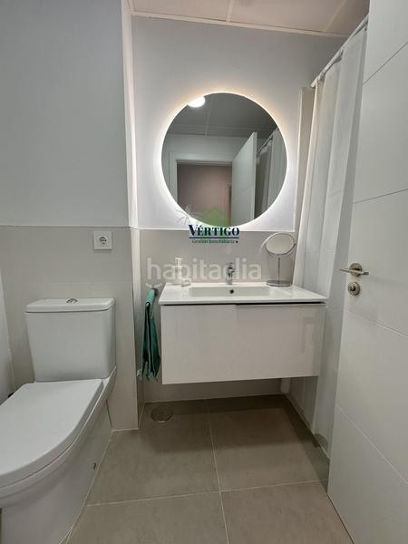 Foto dc90aae9-1dbe-4ac5-92fb-4987130d4b10. Rent flat in felipe gonzález márquez 12 in Entrenúcleos Dos Hermanas