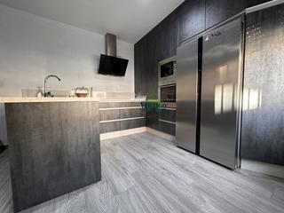 Casa en Santander 25. Casa en venta en avda. reyes catlicos, 2 dormitorios.