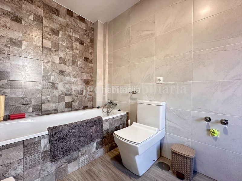 Foto a3b64f78-28de-4a0d-9526-3f8024e9133e. Casa a santander 25 a Centro - Doña Mercedes Dos Hermanas