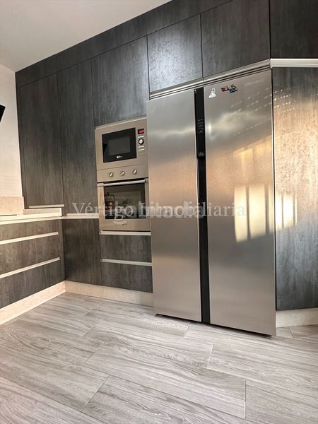 Foto a6734eb8-39fb-433a-9f44-320f1fcaec2f. Casa a santander 25 a Centro - Doña Mercedes Dos Hermanas