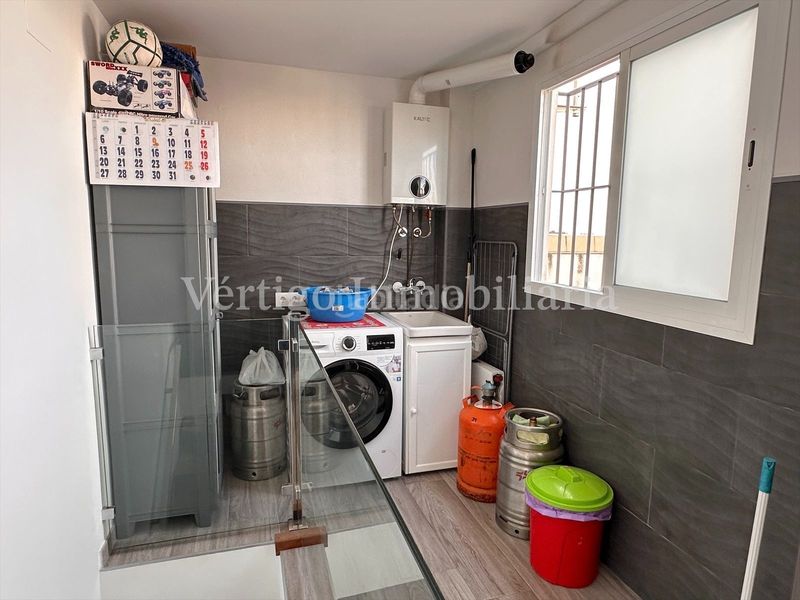 Foto c3ed59b5-a8d8-48bc-b42e-10601b6e13d5. Casa a santander 25 a Centro - Doña Mercedes Dos Hermanas