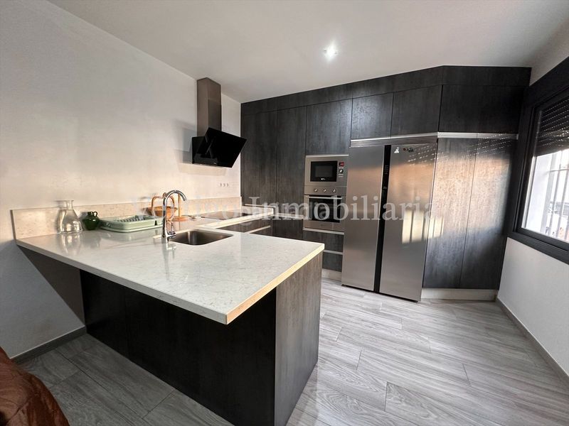 Foto e7de01d4-0c49-4f05-9f4f-352e395f946b. Casa a santander 25 a Centro - Doña Mercedes Dos Hermanas