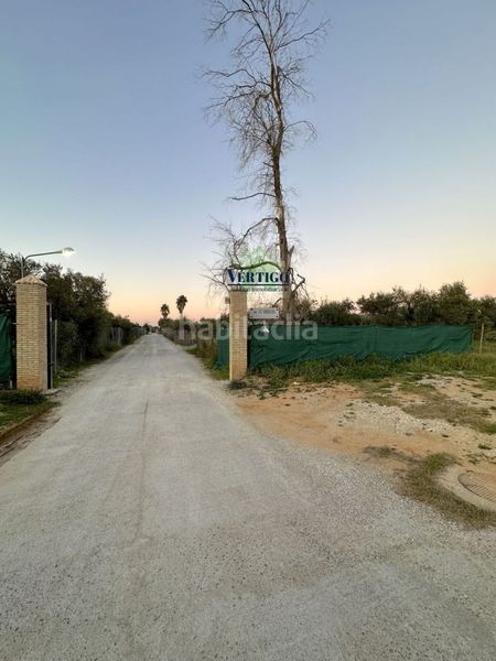 Foto 837f26b4-ca32-4e09-958b-d1207c6d2014. Terreno residenziale in calle huerta de la marquesa 3 in Alcalá de Guadaira