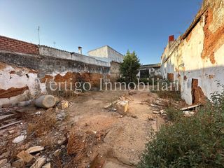 Wohngrundstück in Calle amancio renes 11. Amancio renes