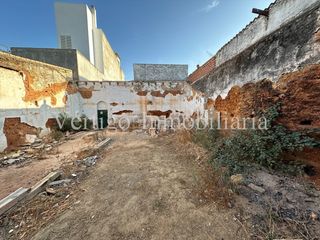 Terreny residencial a Calle amancio renes 11. Amancio renes