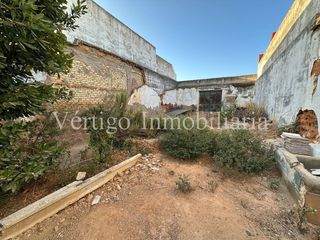 Terreny residencial a Calle amancio renes 11. Vivir en amancio renes!!