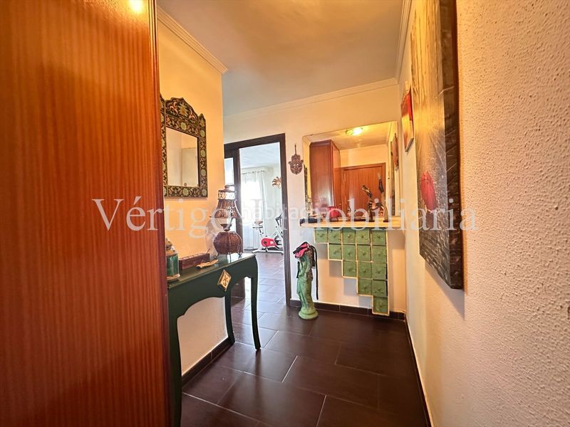 Foto ac4d8bef-874c-4474-b22d-7a7f38a82202. Etagenwohnung in urbanizacion parque giralda 1 in Dos Hermanas