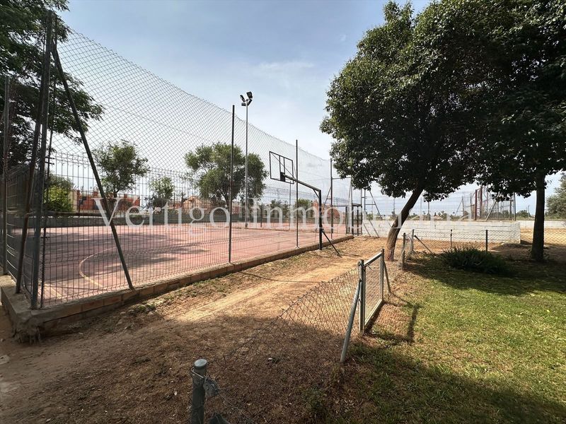 Foto f5424409-d033-4204-ad6a-16ef7409d086. Etagenwohnung in urbanizacion parque giralda 1 in Dos Hermanas