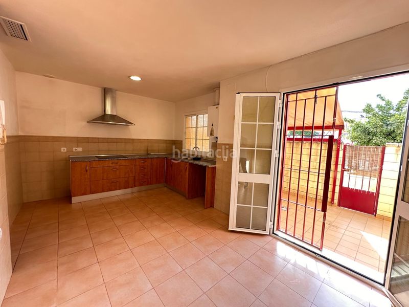 Foto 682c2851-cc0f-4fa1-8410-81c39ee0262a. Casa en calle alonso quijano 32 marquesado en El Arenal - La Pólvora Dos Hermanas