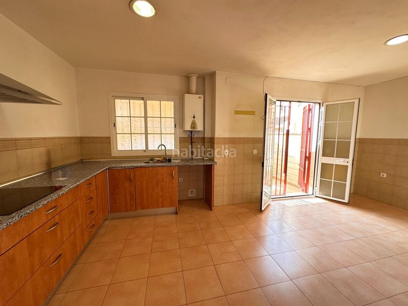 Foto 80c25547-e32d-409f-915d-394d599a69e7. Casa en calle alonso quijano 32 marquesado en El Arenal - La Pólvora Dos Hermanas