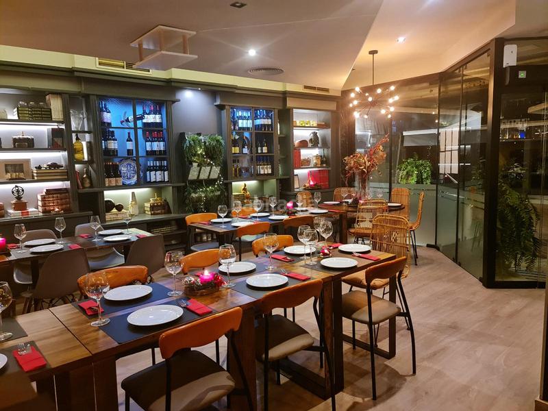 Foto f1b19b74-6b74-4927-8a65-8589a61d1e5d. Traspàs local comercial amb calefacció a Centre-Estació Gavà