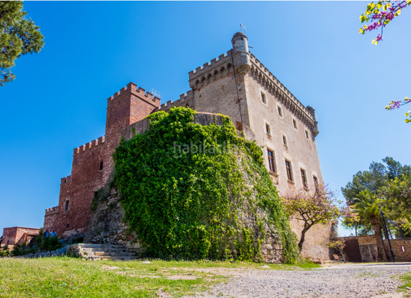 Foto f67d3fdf-058e-4c18-b6f7-6d2098259655. Terreny residencial a Centre Castelldefels