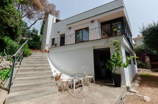 Chalet à Montmar. ¡chalet independiente en venta en  montemar!