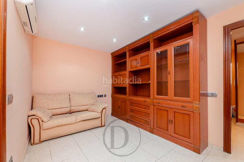 Foto 9d2c38fd-67c4-4d5b-b5b7-892cc3f85693. Piso en Pubilla Cases Hospitalet de Llobregat (L´)