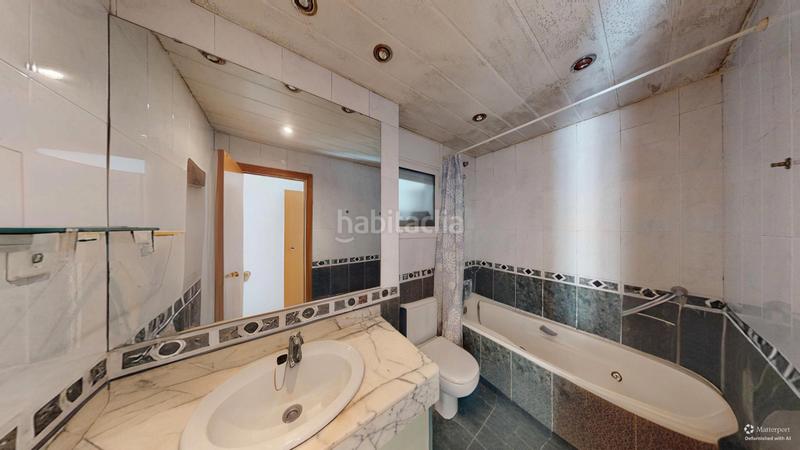 Foto a003ef50-c083-4115-b1be-9f6c6c88cca4. Appartamento con riscaldamento parcheggio in Barri del Centre Terrassa