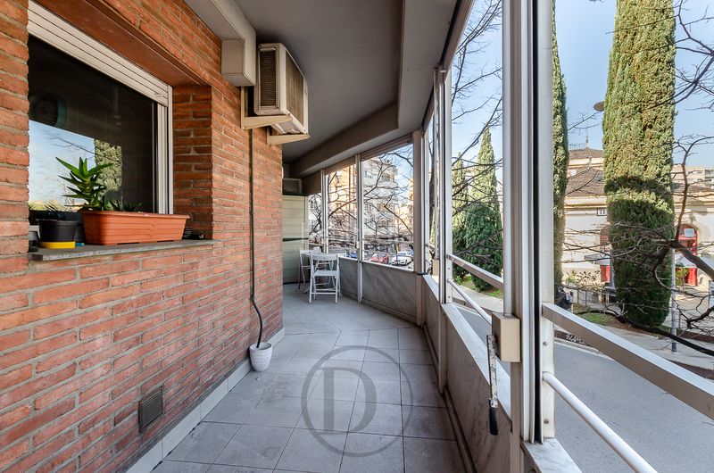 Foto ef30260c-e18d-4eab-9161-d8241e60bf3c. Pis amb calefacció aparcament a Barri del Centre Terrassa