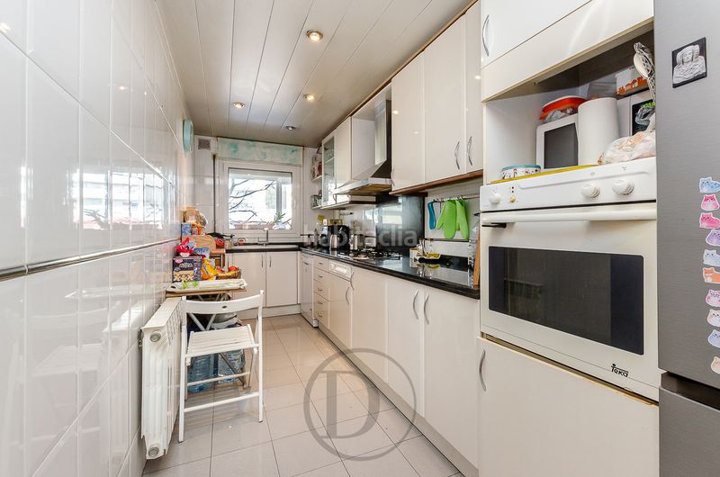 Foto fe2d76cd-30a5-4f0f-8313-81ab0c236bf6. Pis amb calefacció aparcament a Barri del Centre Terrassa