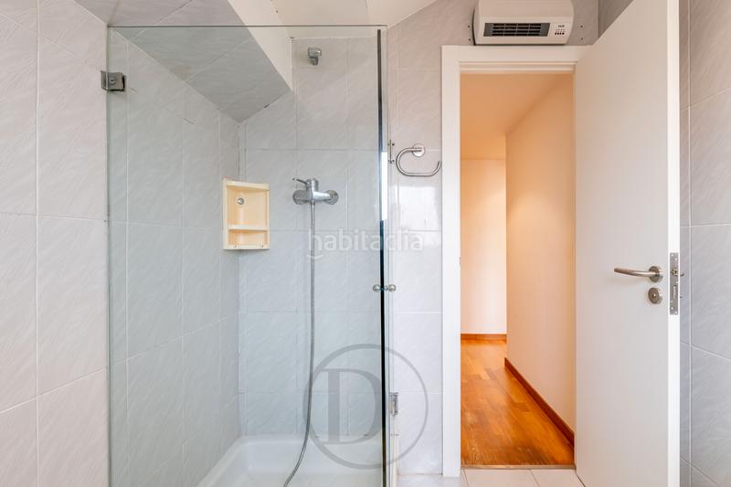 Foto 4dc70b0f-fbb5-434a-9390-b7d9d4cad555. Dúplex amb calefacció aparcament a Sant Ramon - Maternitat Barcelona