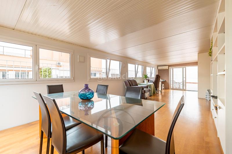 Foto 558720b1-1fe0-4581-a43d-17a787d46e38. Dúplex amb calefacció aparcament a Sant Ramon - Maternitat Barcelona