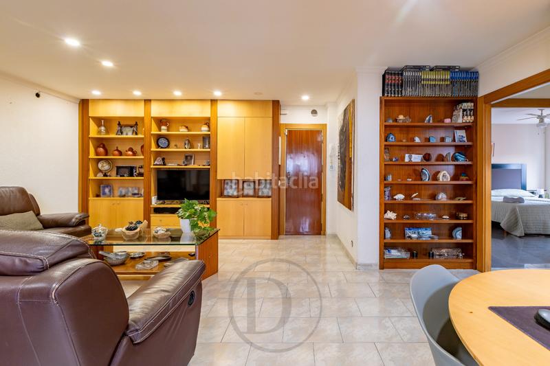 Foto 81abab70-f837-43c9-bdb1-42bf0d579812. Dúplex amb calefacció aparcament a Sant Ramon - Maternitat Barcelona