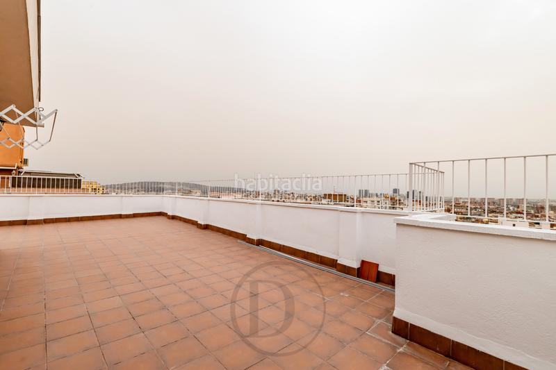 Foto b6c0ac11-ae13-4f82-9490-d24fc7540526. Dúplex amb calefacció aparcament a Sant Ramon - Maternitat Barcelona