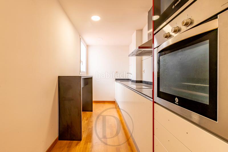 Foto c5e2b98a-bff7-41b7-9328-4f6a142bd09e. Dúplex amb calefacció aparcament a Sant Ramon - Maternitat Barcelona