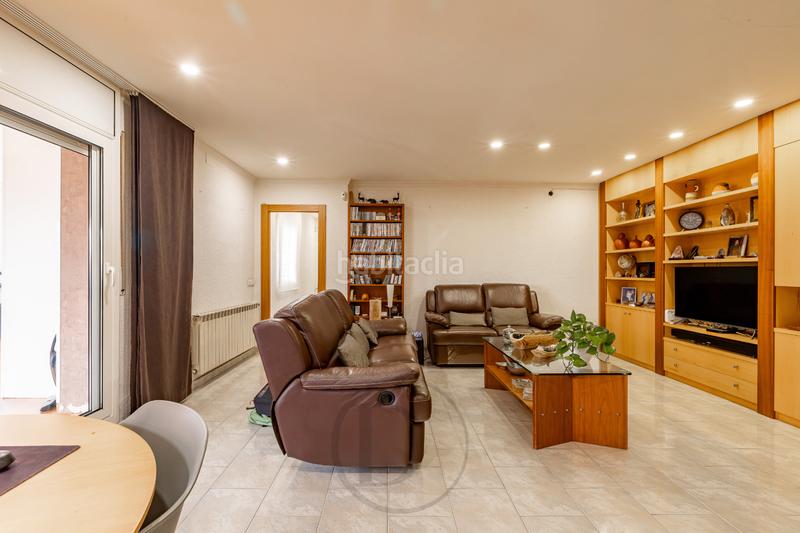 Foto e3153ec3-28af-4ca6-a7bf-a0048d348349. Dúplex amb calefacció aparcament a Sant Ramon - Maternitat Barcelona