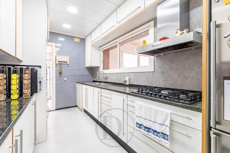 Foto f45e2675-c4af-477f-95fc-9294e8fbcd5c. Dúplex amb calefacció aparcament a Sant Ramon - Maternitat Barcelona