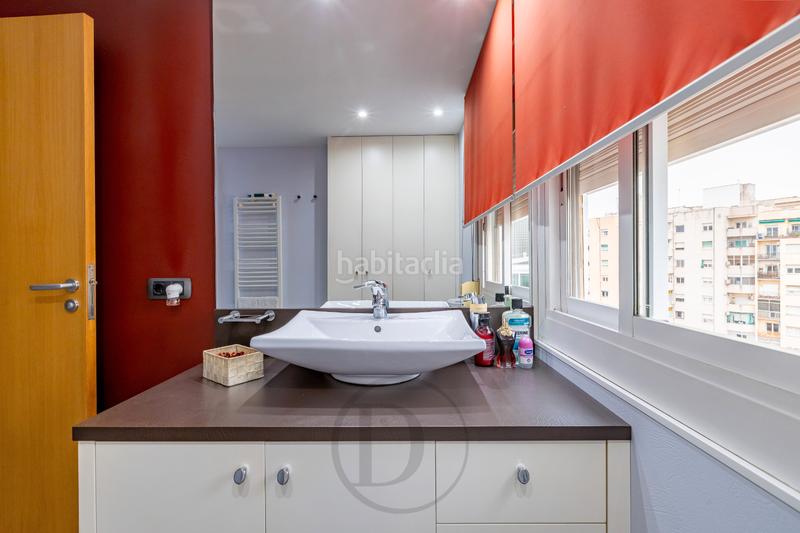 Foto f8f3e767-bddf-4095-bdea-430d0d2e72cf. Dúplex amb calefacció aparcament a Sant Ramon - Maternitat Barcelona