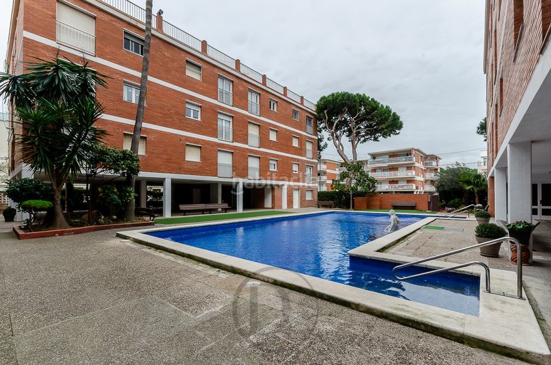 Foto fd09e7fd-818a-4894-8204-9c4e3133a2d6. Pis amb calefacció piscina a Lluminetes Castelldefels