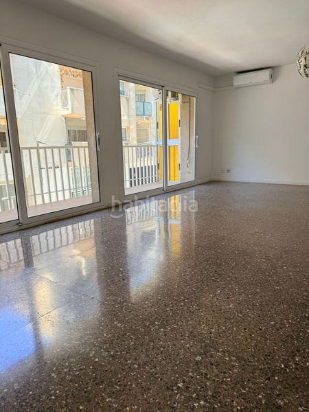 Foto bafa883e-84f0-43b7-94e8-0fa42570a0ce. Pis amb aparcament a Calafell platja Calafell