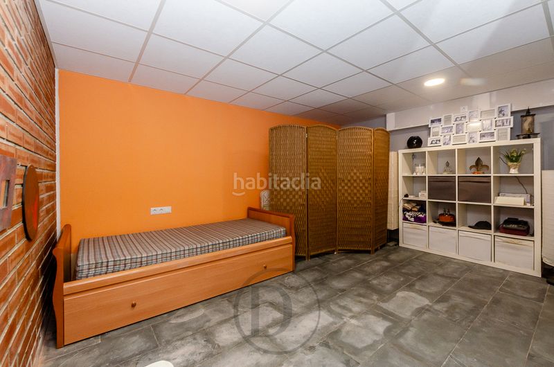 Foto 024db232-2e19-4437-a0b1-e8afa2b5c593. Casa amb xemeneia calefacció aparcament piscina a Vallirana