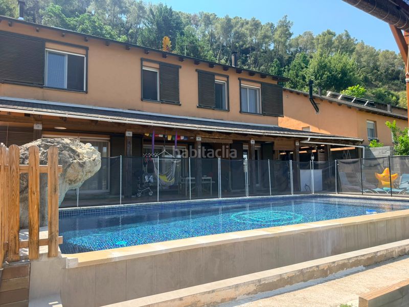 Foto 13ce74bd-a009-4e99-b344-472ff85e5d82. Casa amb xemeneia calefacció aparcament piscina a Vallirana