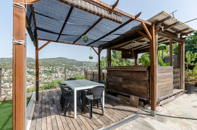 Foto 44ca6263-548d-4b21-9750-2da78ac01451. Casa amb xemeneia calefacció aparcament piscina a Vallirana
