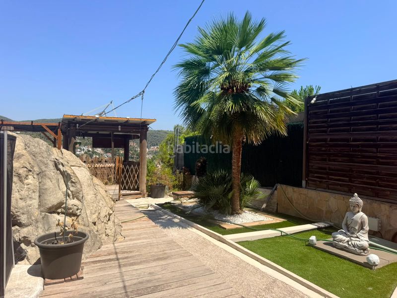 Foto 68288656-04d9-4113-936a-a3086a7123e3. Casa amb xemeneia calefacció aparcament piscina a Vallirana